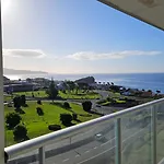 Atlantic Golden View Luxe Apartment *