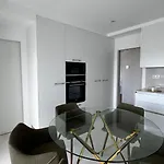 Atlantic Golden View Luxe Apartment *
